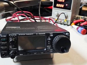 icom 706MkiiG amateur radio on test workbench